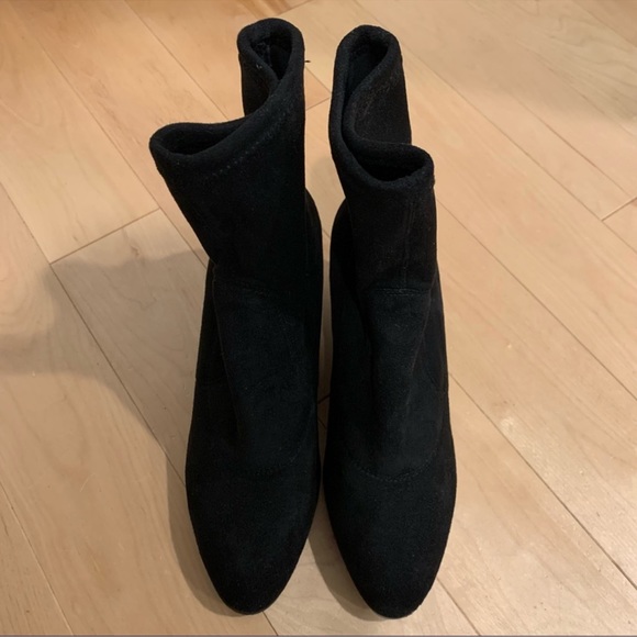 Donald Pliner Pandora Sock Booties - Picture 5 of 7